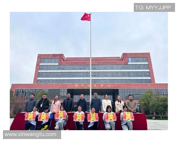 足球明星尊重国旗的精神与责任感彰显体育道德的重要性